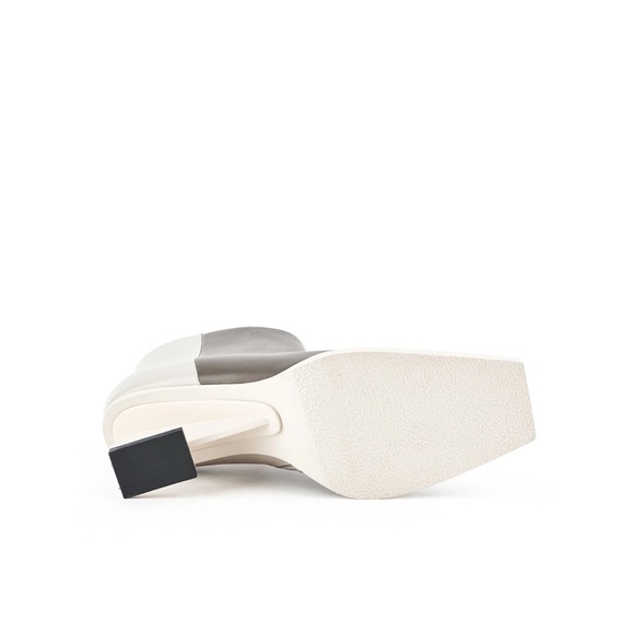 Bootie Mid II - Picture 6 of 6